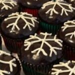 Chocolate Cupcakes with Ganache